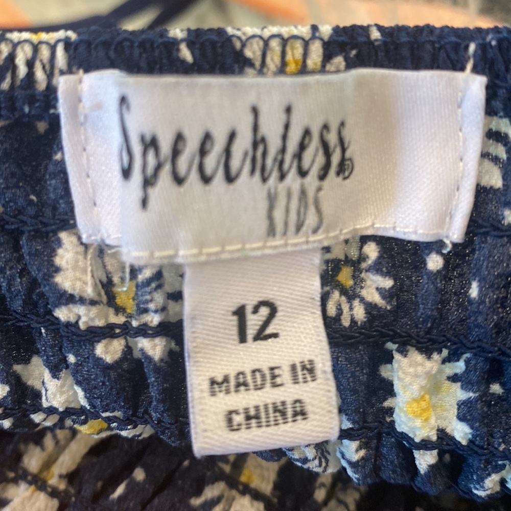Speechless Kids smocked bodice Navy dress w/White/yellow daisy pattern - size 12 - Picture 7 of 7